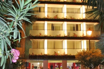 Hotel Oasis Plaza