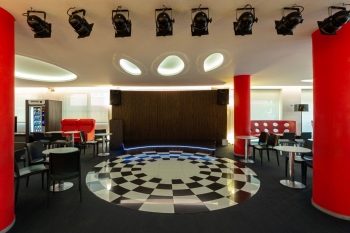 Hotel Oasis Plaza